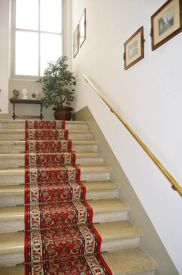 Palazzetto Scodellari *